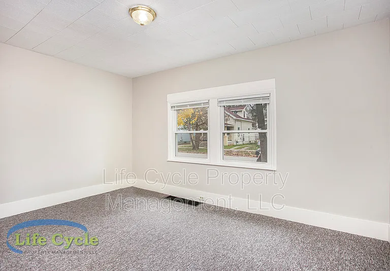 940 McReynolds Ave NW #1 — Photo 12