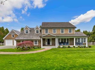 3 Lynda Ct, East Hampton, NY 11937