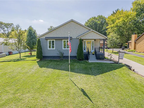 9104 Old Bunkum Rd, Fairview Heights, IL 62208