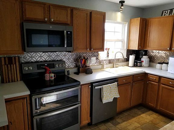 5th image of 7490 Twin Brooks Blvd