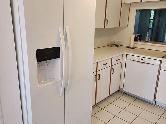 5th image of 10665 W Clairmont Circle #302