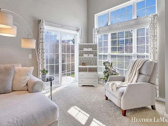 4th image of 3524 River Run St SW #122
