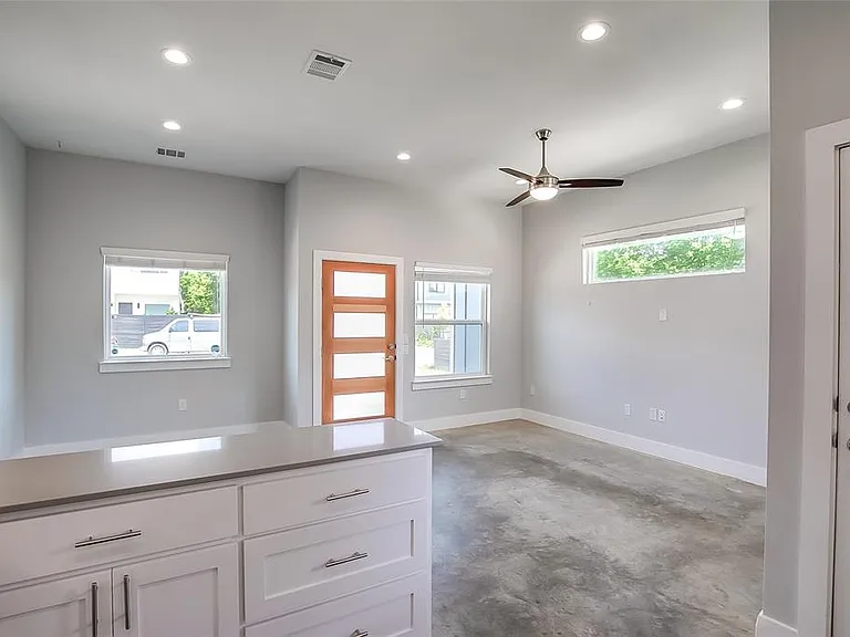 6303 Santos St #A — Photo 18