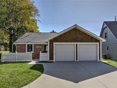 12315 W 82nd Pl, Lenexa, KS, 66215