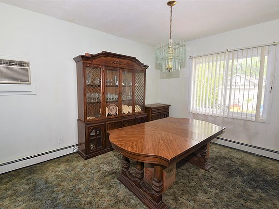 4th image of 615 Grimm Pl