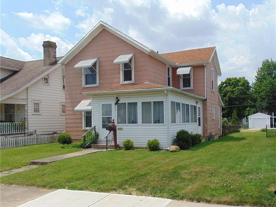 2nd image of 744 Wayne Ave