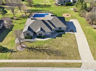 9522 Poplar Creek Pl, Leo, IN 46765
