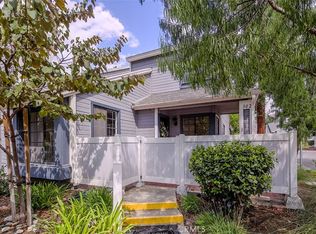 302 Monroe Ct, Azusa, CA 91702