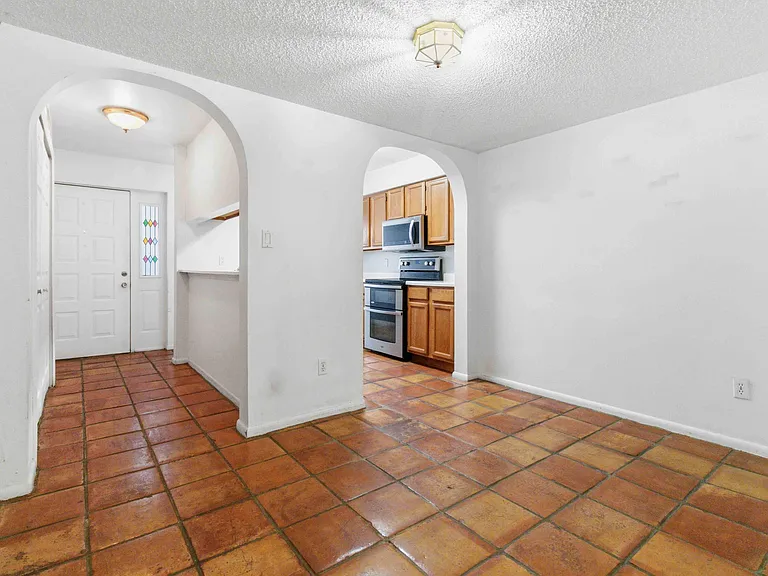 2107 Hidden Grove Ln #34A — Photo 16