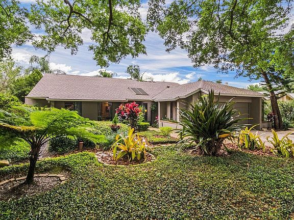 3rd image of 1232 Golfside Dr