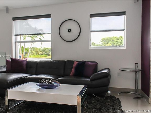 4th image of 10933 NW 59th St #10933