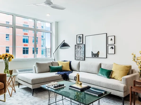 7505 River Road image 4 of 47