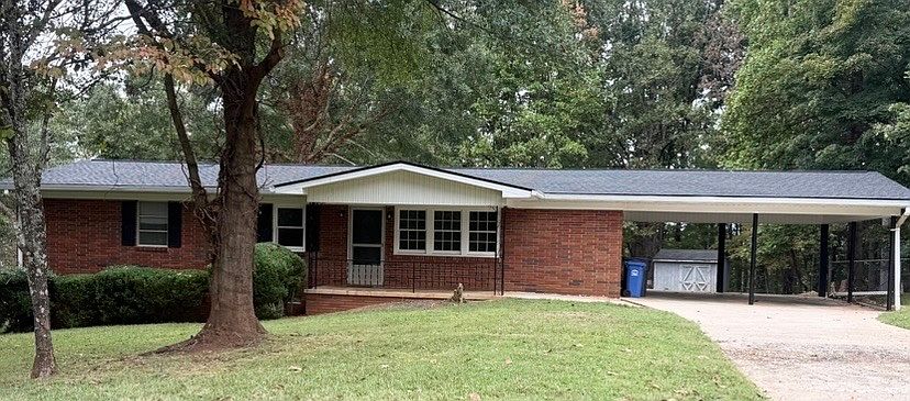 1st image of 630 Mountain View Cir