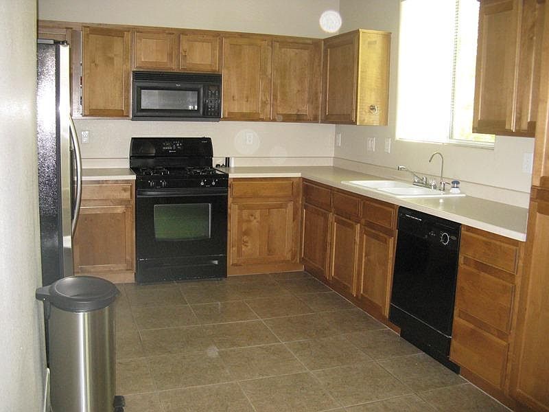 2nd image of 7693 Hampton Cove Ln