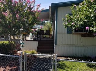 305 Sandlewood Dr, Grants Pass, OR 97526
