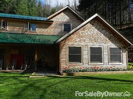 Tributary of the New River
						:
						The State stocks the trout right here at the Blue Buck bridge.