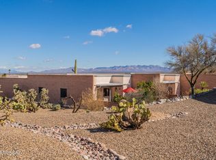 927 W Via Del Pardillo, Green Valley, AZ 85622