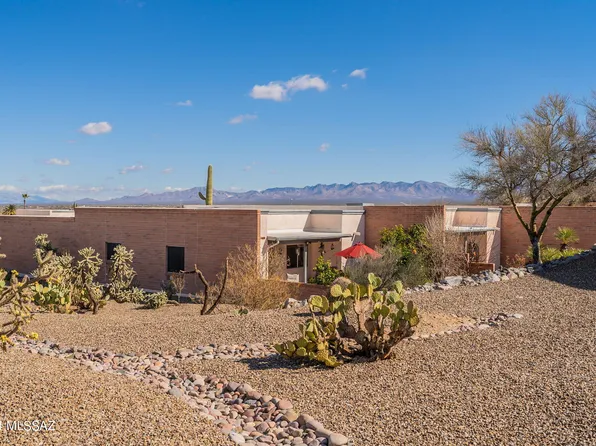 927 W Via Del Pardillo, Green Valley, AZ 85622