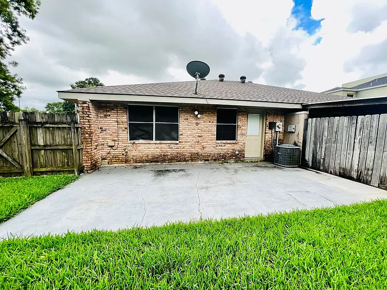 214 Ryder Dr — Photo 15