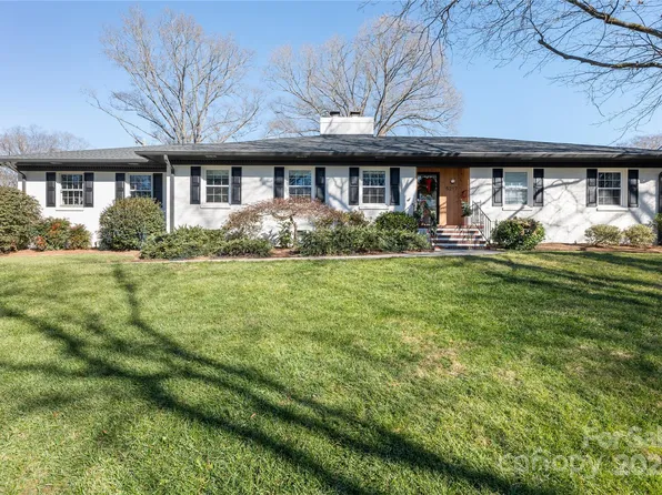 5217 Addison Dr, Charlotte, NC 28211