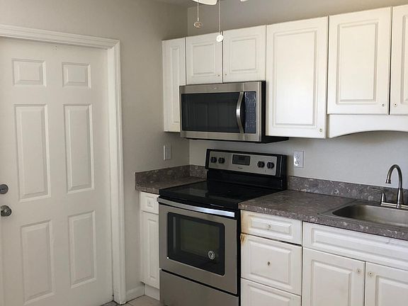 2nd image of 577 Vanguard Ave NW