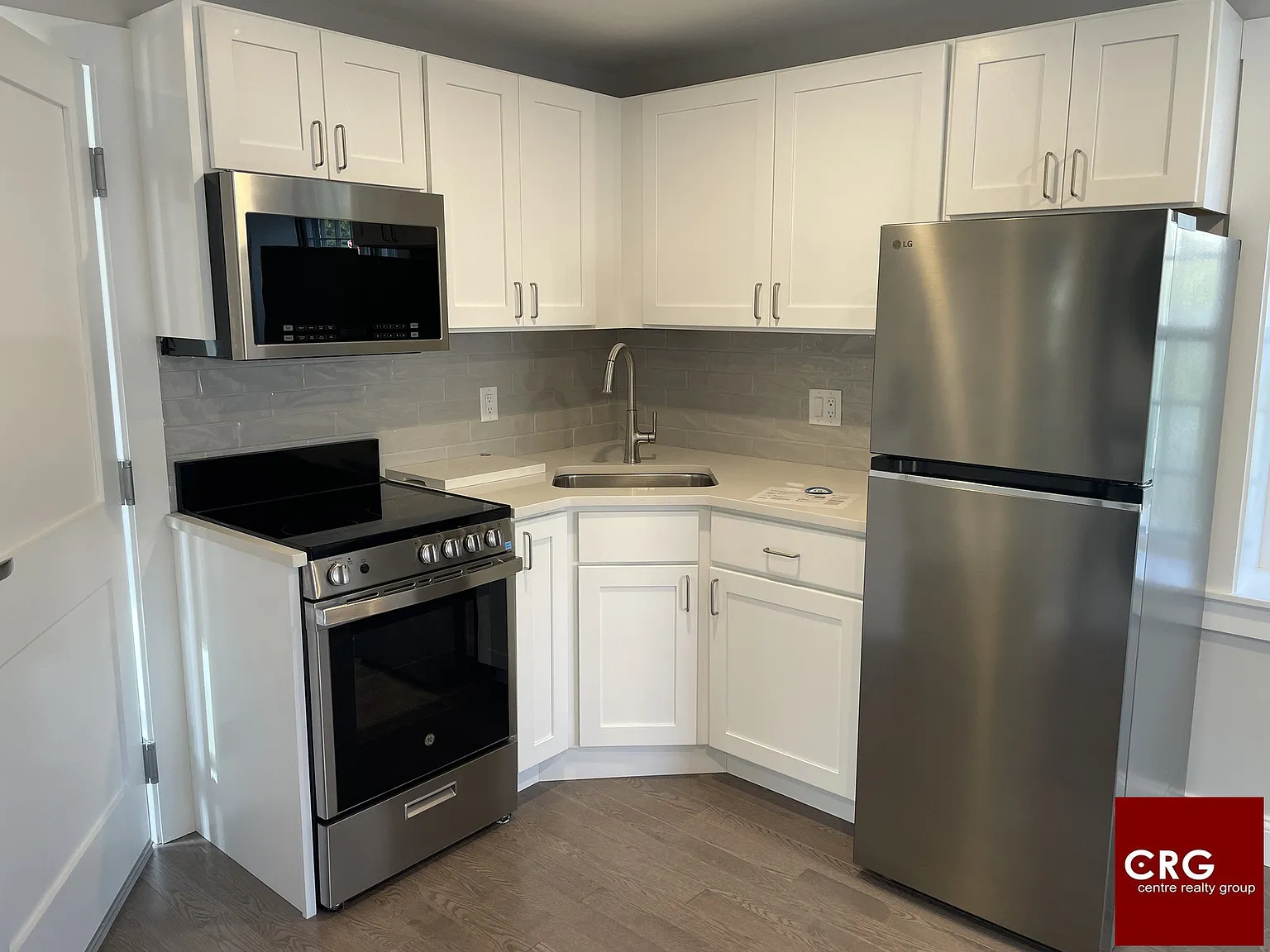 1 bed, 1.0 bath, $2,250 — Photo 2