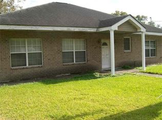 141 Oak Ave, Nine Mile Point, LA 70094