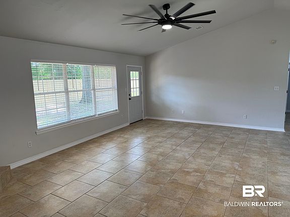 3rd image of 114 N Pine Place Dr