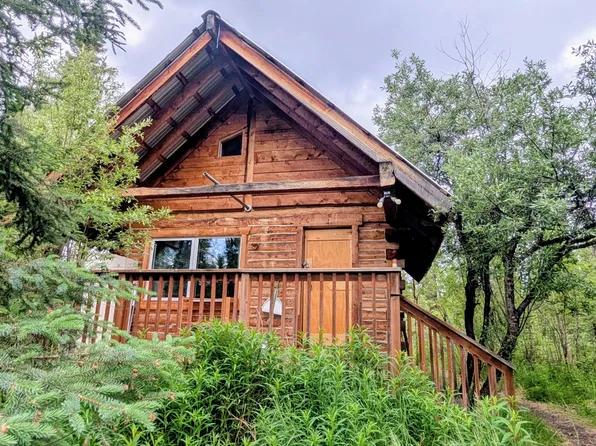 2325 Black Spruce Ct, Fairbanks, AK 99709