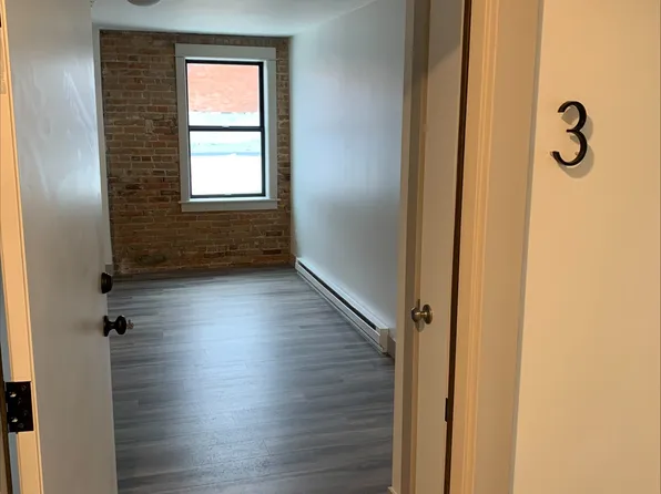 86 N Weaver St #3, Belgrade, MT 59714
