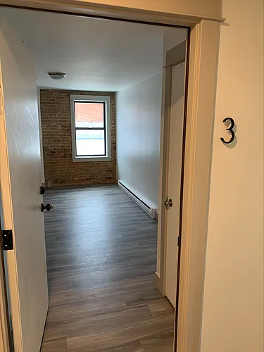86 N Weaver St #3 Photo 1