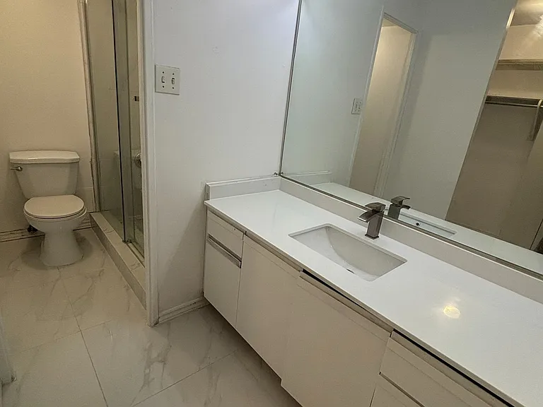 4001 Don Mills Rd #110 — Photo 37