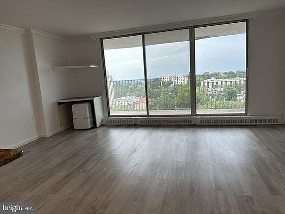 5th image of 1401 Pennsylvania Ave #1504-1505