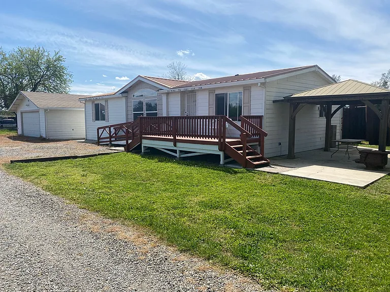 6453 County Road 5 — Photo 1