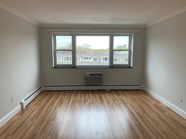 269 Harvard St #40 — Photo 3