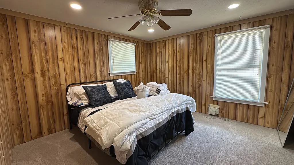 3 bed, 1995 sqft, $2,350 — Photo 2