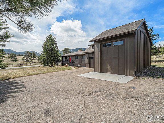 2nd image of 690 Conifer Ln