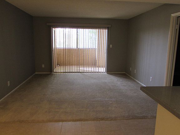 5th image of 540 N May St APT 2135