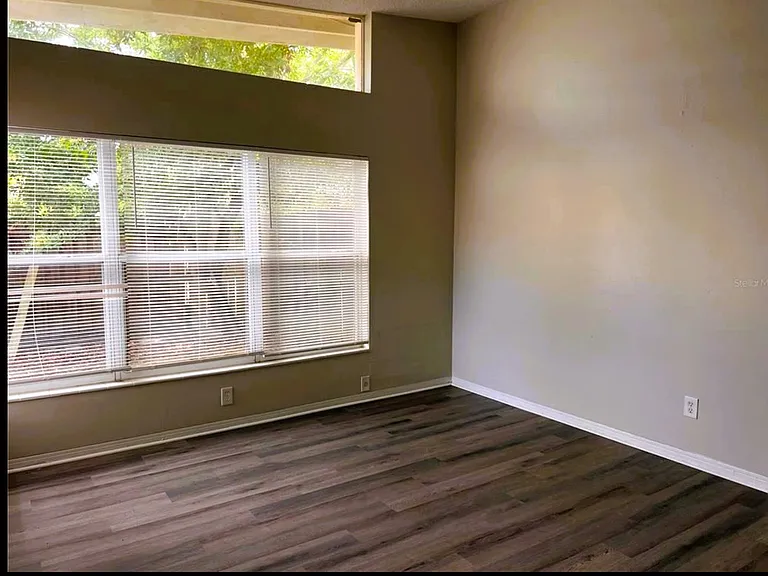 Master Bedroom Facing Garden