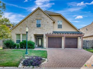 34 Cotswold Ln, Victoria, TX 77904