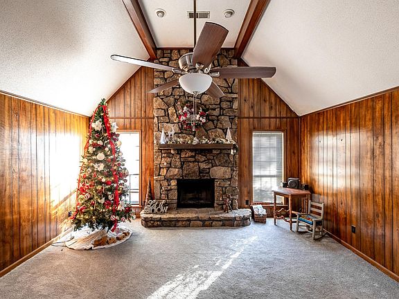 4th image of 2367 Barbaro Dr