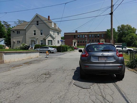 4th image of 74 Sawin St