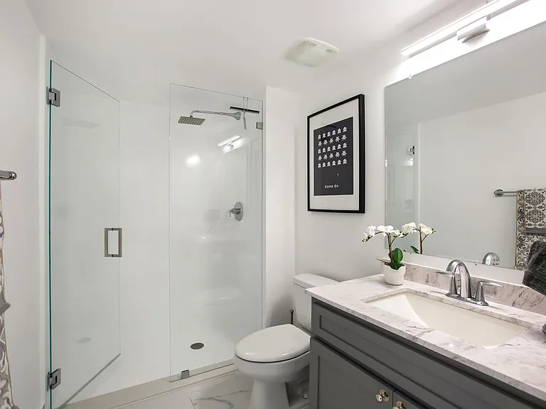 41 SE 5th St #2109 — Photo 17