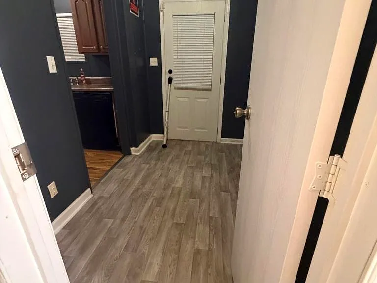 Thomas Field Rd SE — Photo 137
