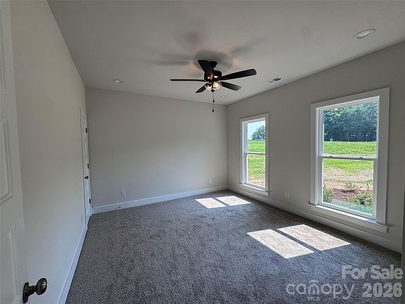 3rd image of 4024 Landsford Rd