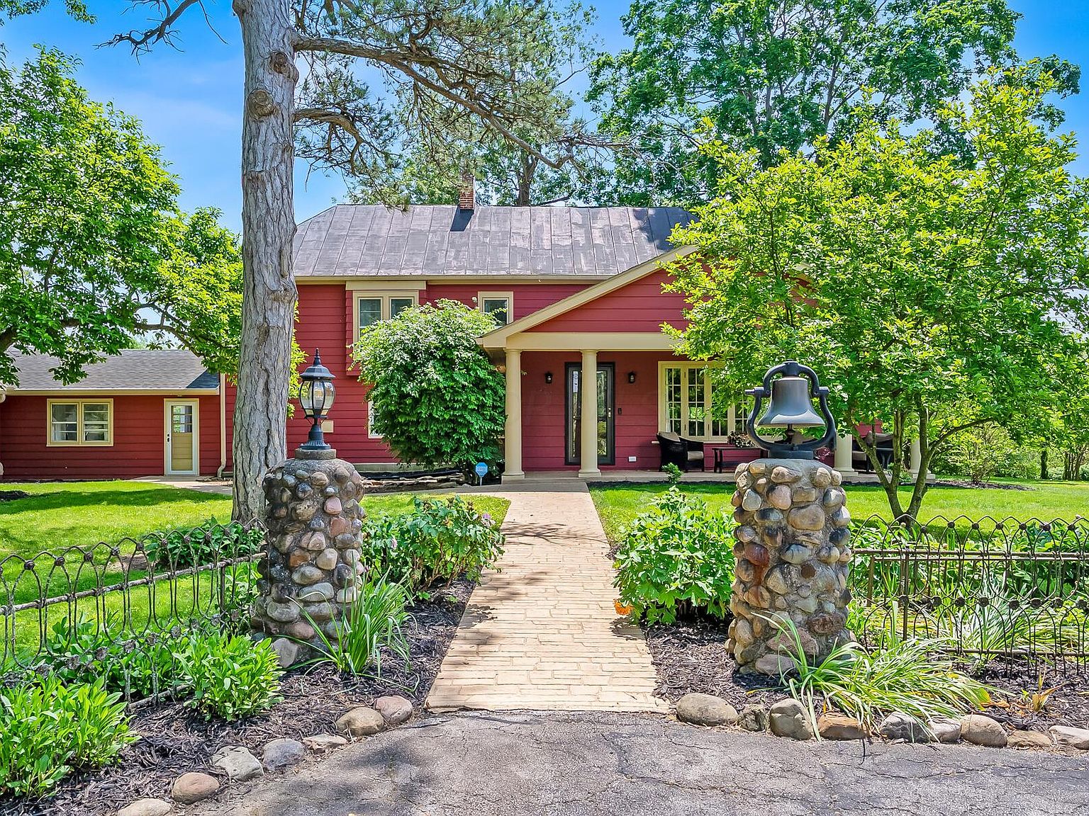 35 Hillside Dr, Delaware, OH 43015 | Zillow