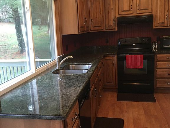 2nd image of 300 Briarwood Dr