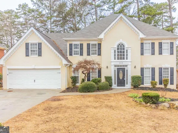 717 Southland Pass, Stone Mountain, GA 30087