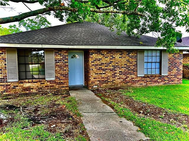 1st image of 5100 Oak Bayou Ave