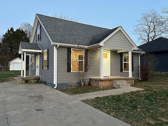 2nd image of 137 McCormack Ave